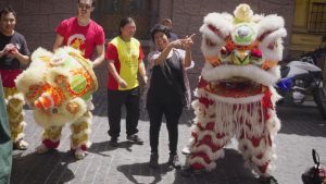 COMO EN CHINA: LA HERENCIA DE LA DANZA DEL LEÓN DE LOS DESCENDIENTES CHINOS EN GUATEMALA.