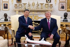 EL PRESIDENTE CHINO, XI JINPING, DA UN DISCURSO EN LA CEREMONIA DE BIENVENIDA OFRECIDA POR TRUMP